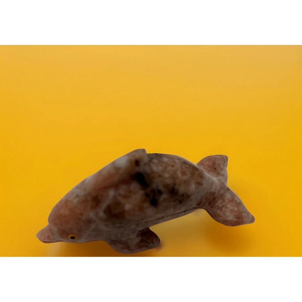 Animal Dolphin Stone Carved Natural Rock‎ Mineral Carving Pink Black Pocket Pet